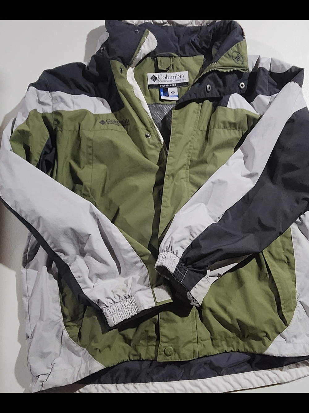 Columbia Mens' Olive Green and Black Waterproof Jacket Without Hood Cover Size M